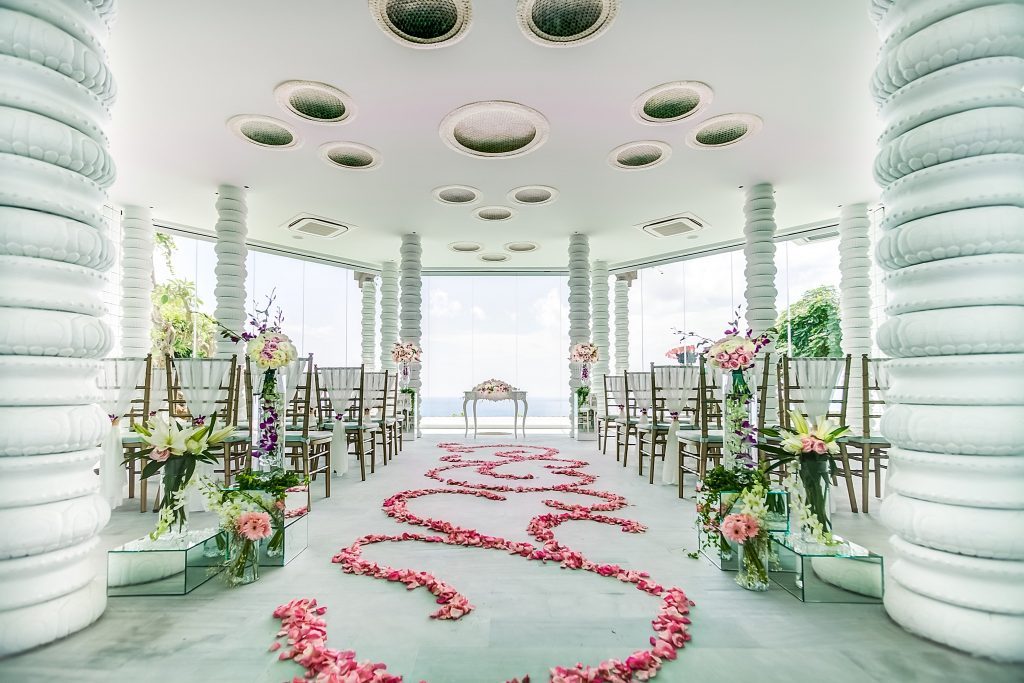 Commitment Wedding Kamaya Pavilion Cliff Top Opulence Package Rp 45.045.000 net (3,000 +15.5% tax and services)