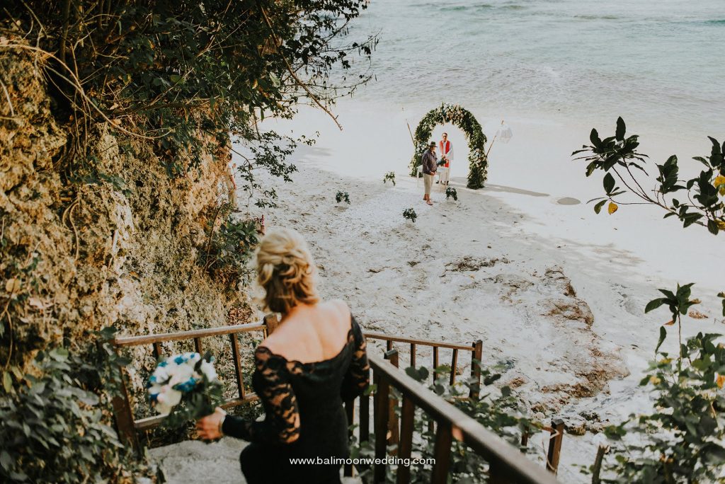 Bali Beach Elopement by Bali Moon Wedding (3)