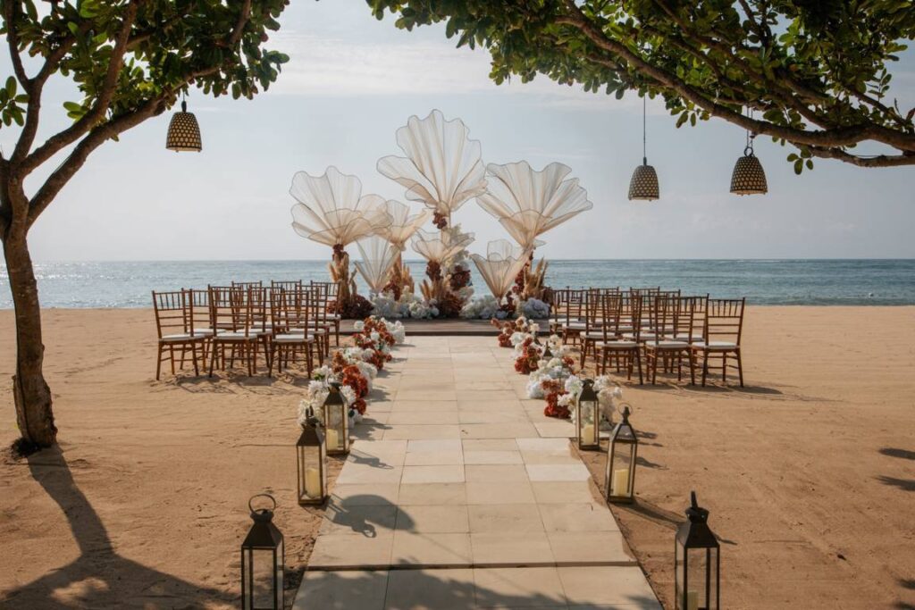 Royal-Beach-Elopement